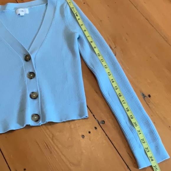 LPA RIBBED CROPPED CARDIGAN - Picture 2 of 13